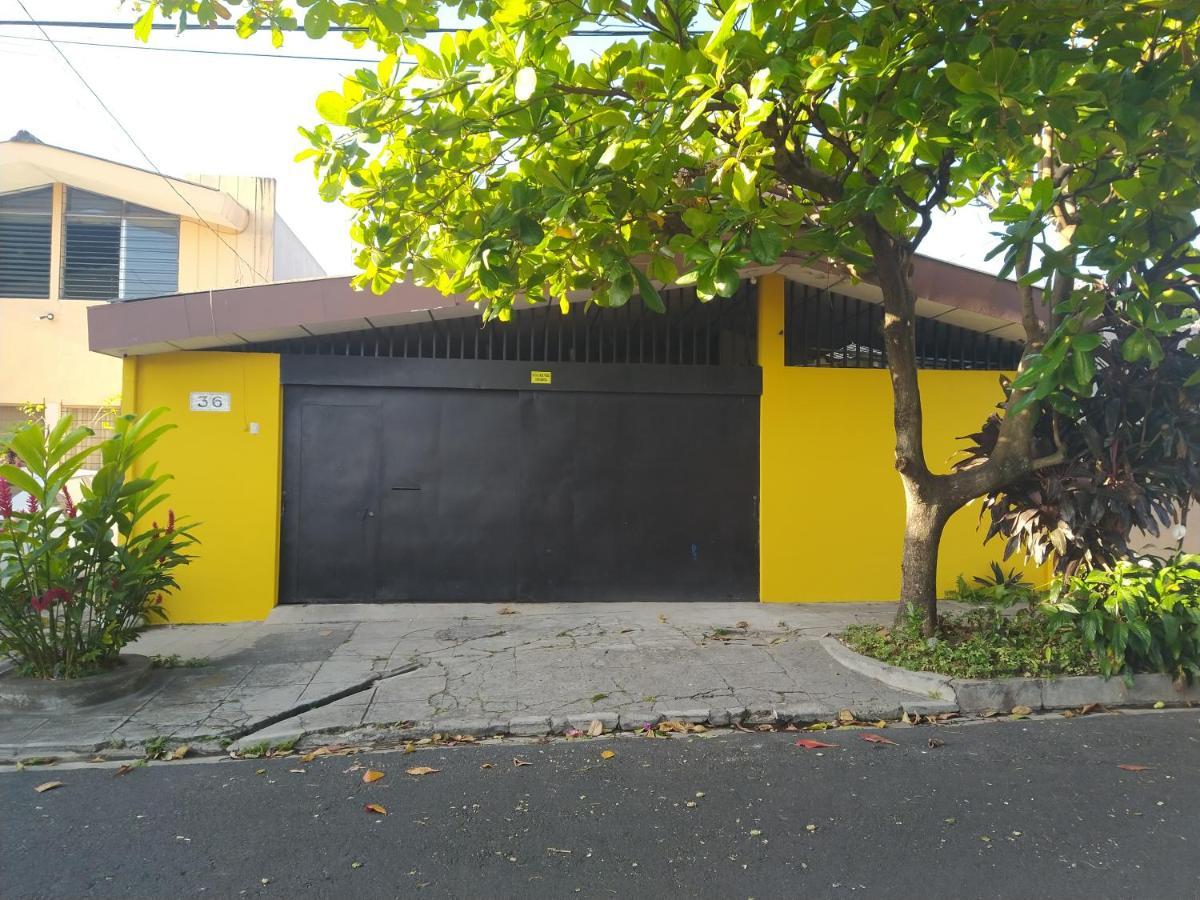 Hotel Antiguo Antiguo Cuscatlan Exterior photo