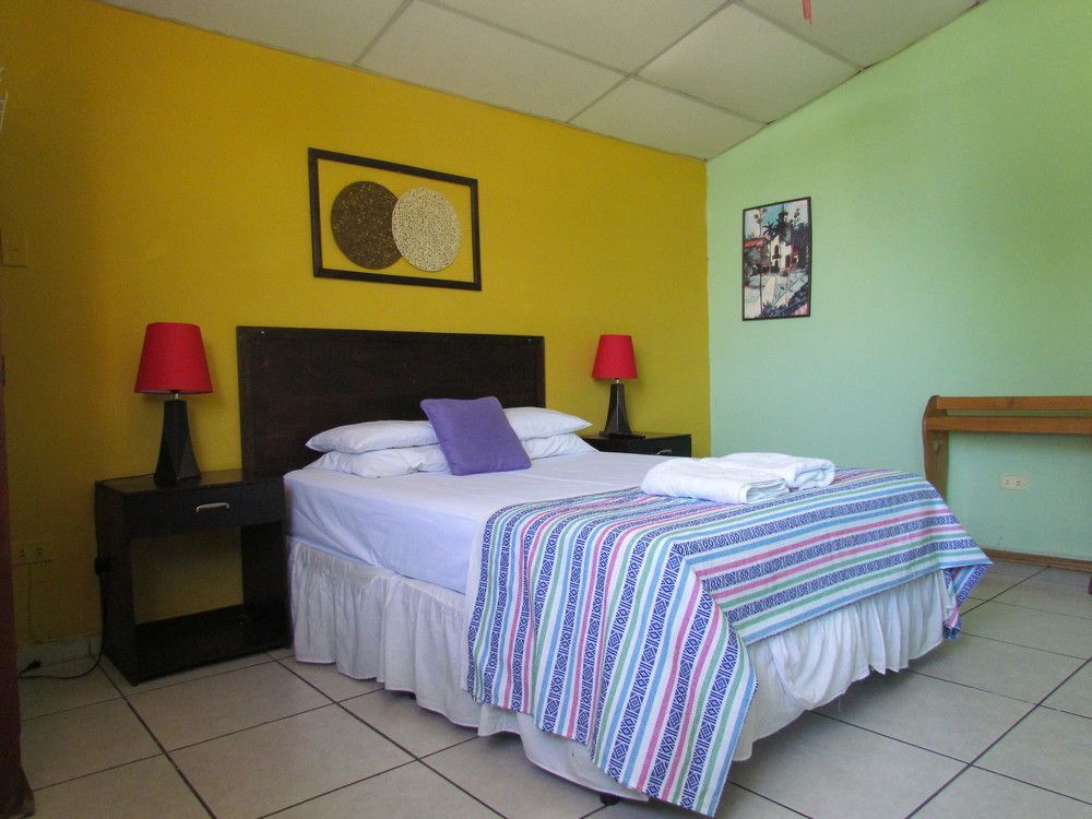 Hotel Antiguo Antiguo Cuscatlan Exterior photo