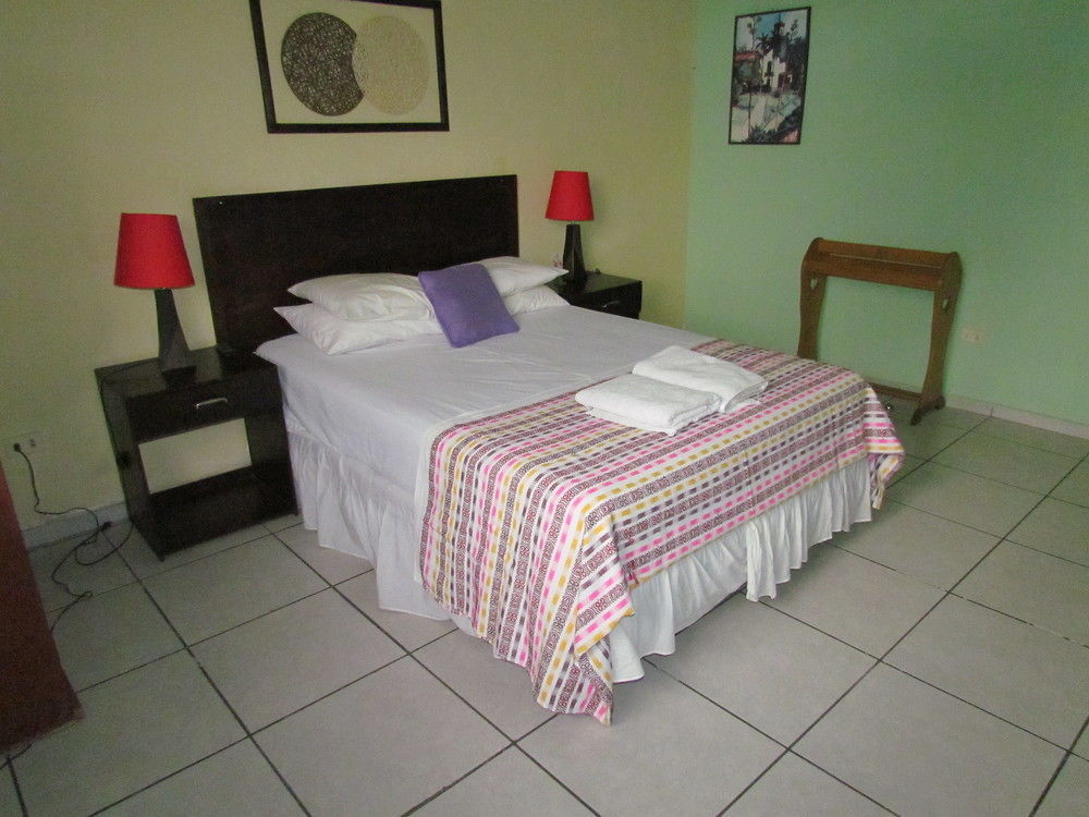 Hotel Antiguo Antiguo Cuscatlan Exterior photo